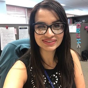 Meet your Posher, Carol